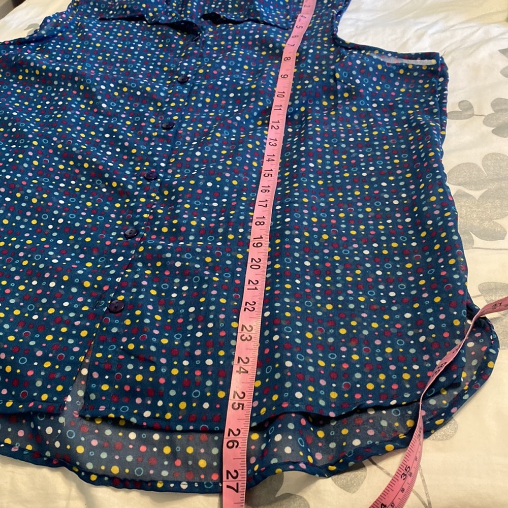 Attention, sheer sleeveless polkadot blouse. XL - Picture 9 of 9